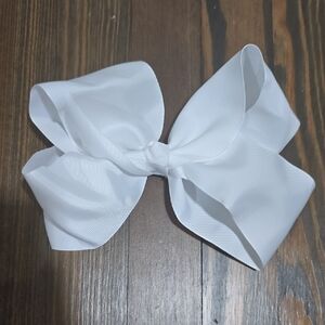 Charming White Hair Bow for Kids